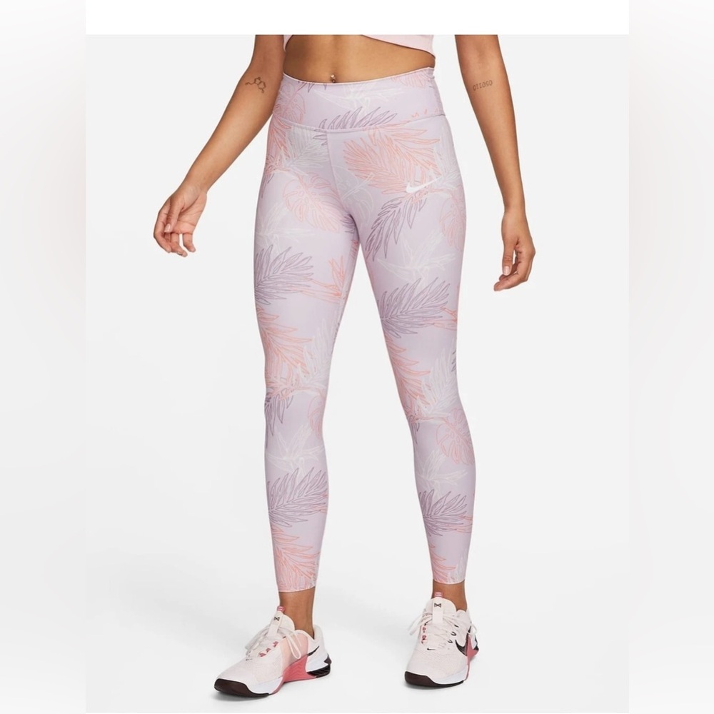 NWT Nike Women’s One Luxe Tight fit Mid-rise 7/8 legging lilac Size XL